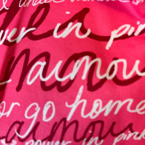 Under armour Pink Collection- Breast Cancer Awareness Campaign - Picture 4 of 4